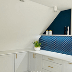 kuchnia_biały_niebieski_realizacja_projektu